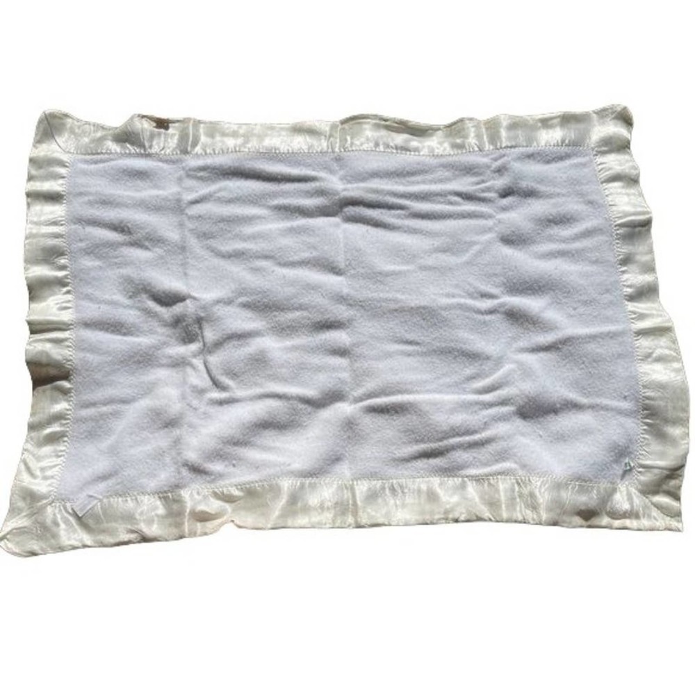 Vintage Union Made QUILTEX Baby Blanket White Satin Trim 48” x 32” Pilling